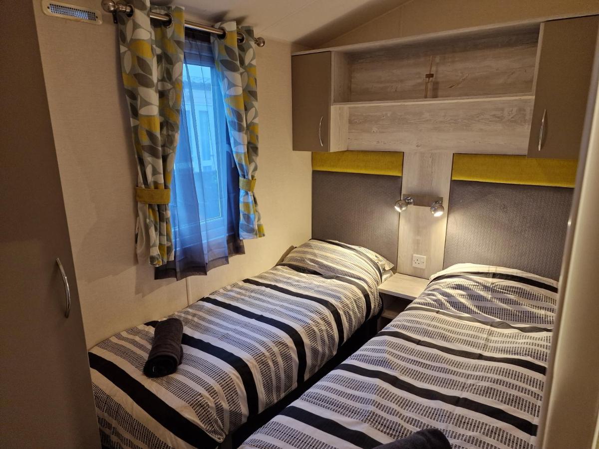 Billing Aquadrome- Bird Lake Pastures Holiday Caravan Sleep 6 Northampton Exterior photo
