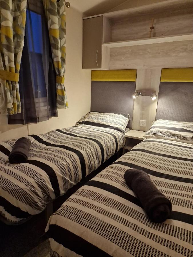 Billing Aquadrome- Bird Lake Pastures Holiday Caravan Sleep 6 Northampton Exterior photo